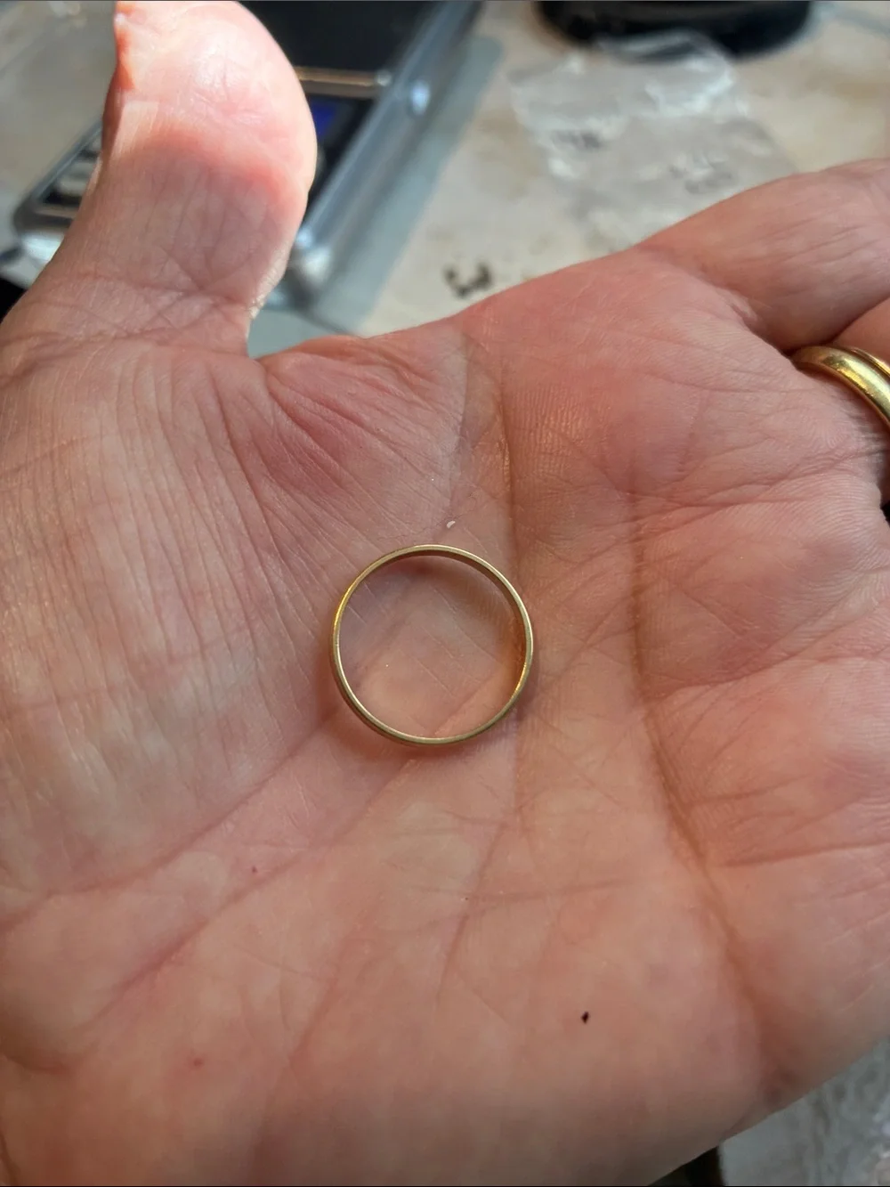 14K Gold Ring.   1.07 Grams. Size 6